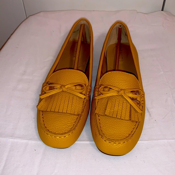 Talbots Shoes - Brand New Talbots Amber Gold Everton Kiltie Moccasin Size 9
